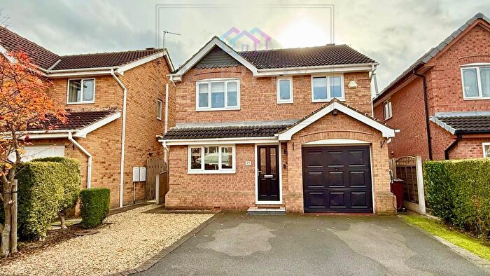 4 Bedroom Detached House For Sale In Queensbury Court, Normanton, Wakefield, Ty, Normanton, WF6