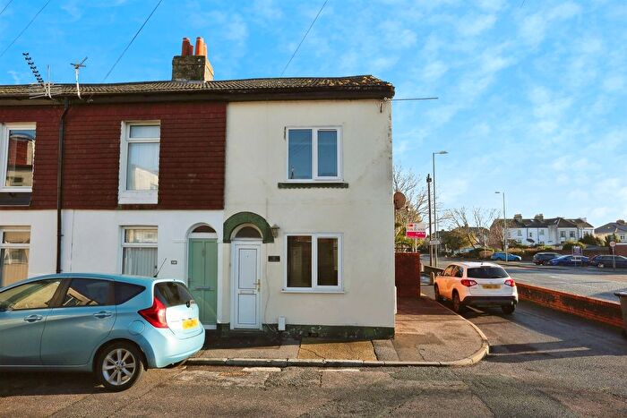 2 Bedroom End Terrace House For Sale In Victoria Place, Gosport, PO12