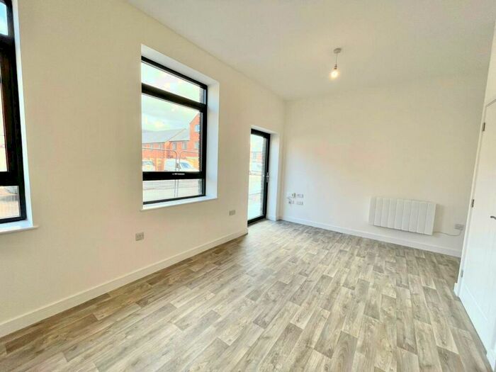 2 Bedroom Apartment To Rent In Rocket Studios, Leicester, LE4
