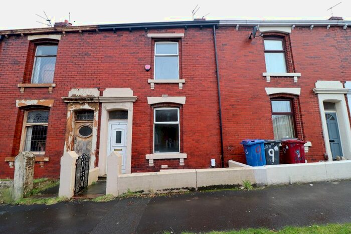 3 Bedroom Terraced House To Rent In St. Ives Road, Blackburn, BB1