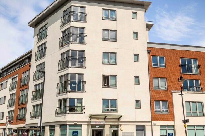1 Bedroom Flat To Rent In Northfield Avenue, London, W13