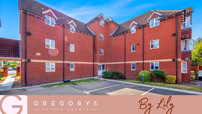 2 Bedroom Flat For Sale In Arthurs Close, Emersons Green, BS16