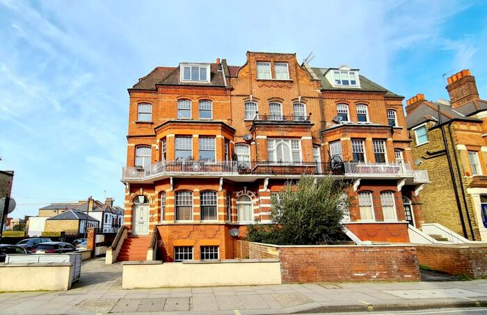 1 Bedroom Flat To Rent In Fulham Road, Fulham, SW6
