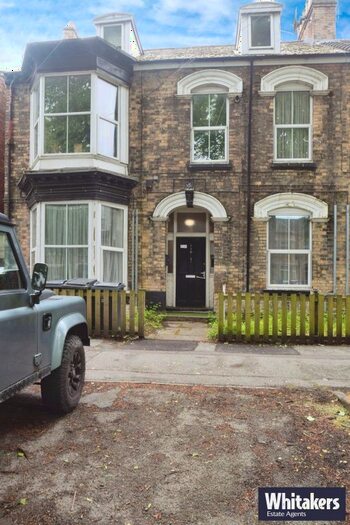 2 Bedroom Flat To Rent In Boulevard, Hull, HU3