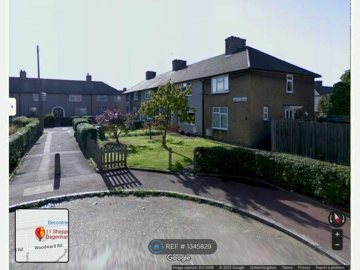 2 Bedroom End Of Terrace House To Rent In Sheppey Gardens, Dagenham, RM9