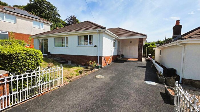 3 Bedroom Detached Bungalow For Sale In Gwscwm Road, Burry Port, SA16