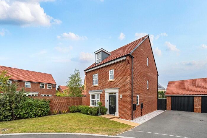 4 Bedroom Detached House To Rent In Withers Ground, Devizes, SN10