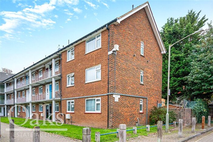 2 Bedroom Flat For Sale In Aldrington Road, Streatham, SW16