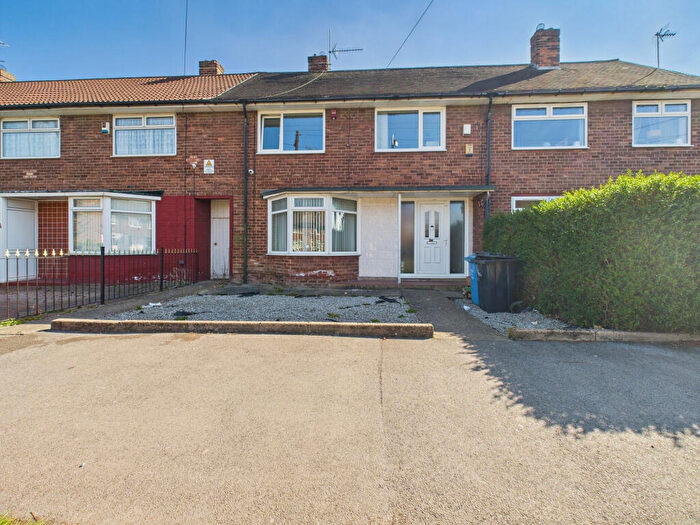 3 Bedroom Terraced House For Sale In Amethyst Road, Hull, Yorkshire, HU9