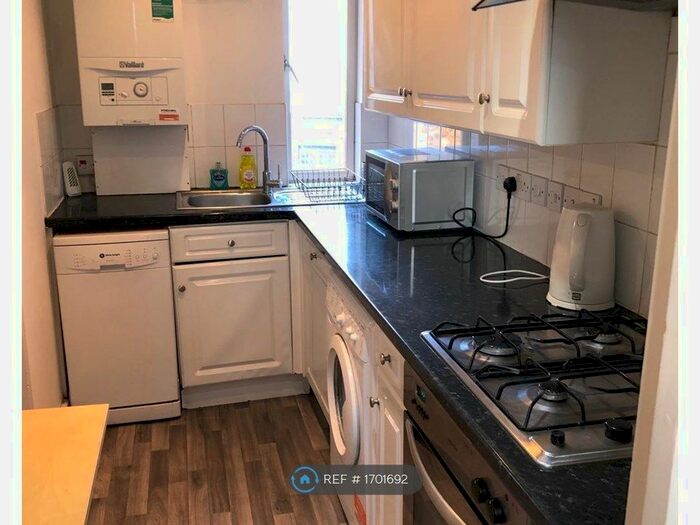 4 Bedroom Flat To Rent In Bridge Wharf, London, N1