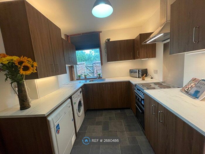 4 Bedroom Terraced House To Rent In Whitby Road, Manchester, M14