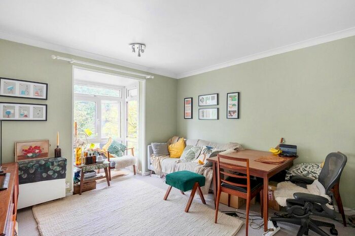 1 Bedroom Flat To Rent In Hunters Meadow, Dulwich Wood Avenue, London, SE19