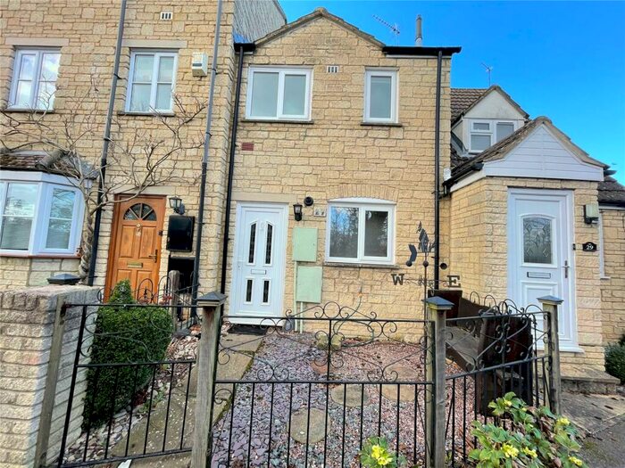 2 Bedroom Terraced House To Rent In Avocet Way, Bicester, Oxfordshire, OX26