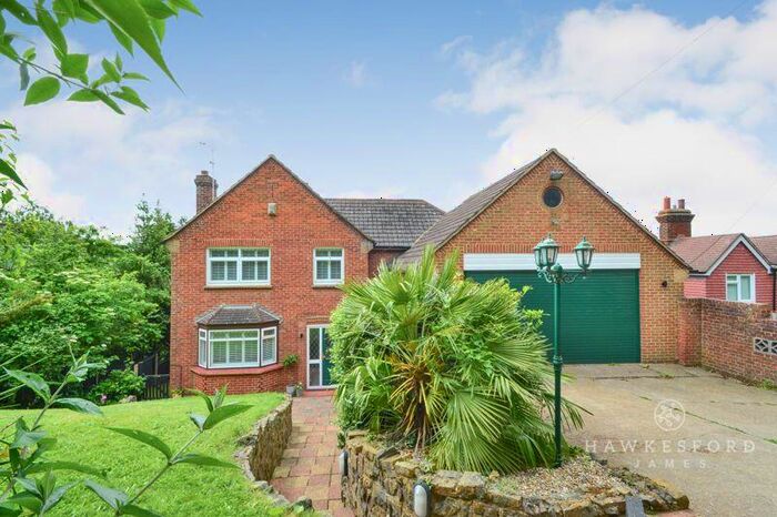 5 Bedroom Detached House For Sale In Stockers Hill, Rodmersham, Sittingbourne, ME9