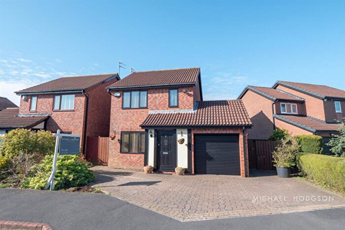 3 Bedroom Detached House For Sale In Wimborne Close, Harden Park, Boldon Colliery, NE35
