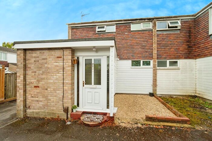 2 Bedroom End Of Terrace House For Sale In Coleman Close, Basingstoke, RG21