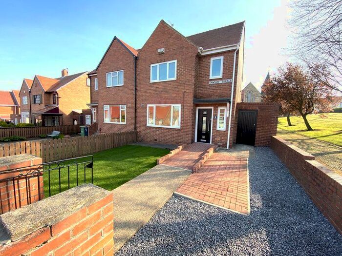 2 Bedroom Semi-Detached House To Rent In Dawson Terrace, South Hylton, Sunderland, SR4