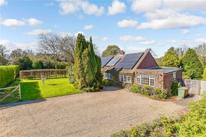 4 Bedroom Detached Bungalow For Sale In Maidstone Road, Horsmonden, Kent, TN12