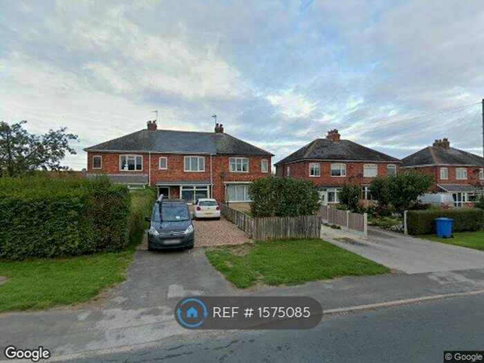 2 Bedroom Semi-Detached House To Rent In Cliffe Road, Market Weighton, York, YO43