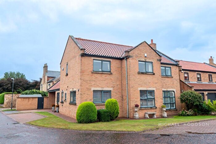 5 Bedroom Detached House For Sale In The Mews, Middle Herrington, Sunderland, SR3