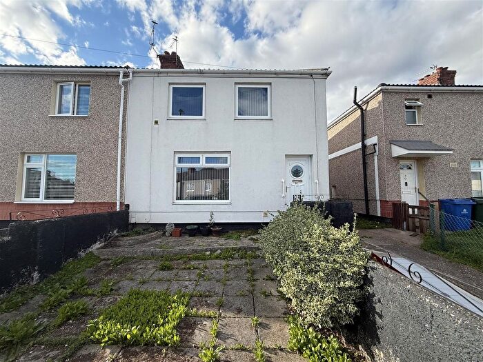 3 Bedroom Semi-Detached House To Rent In Green Lane, Askern, Doncaster, DN6