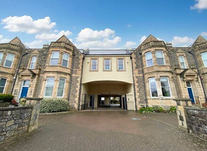2 Bedroom Apartment To Rent In Weston-super-Mare, Clarence Road North, BS23