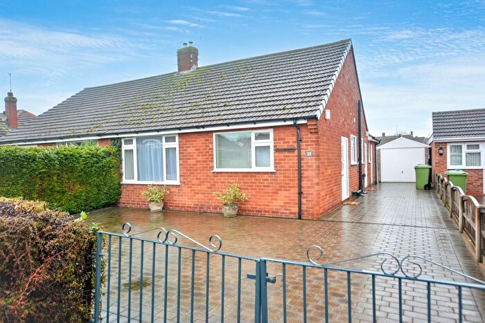 3 Bedroom Semi-Detached Bungalow For Sale In Silvey Avenue, Southwell, NG25