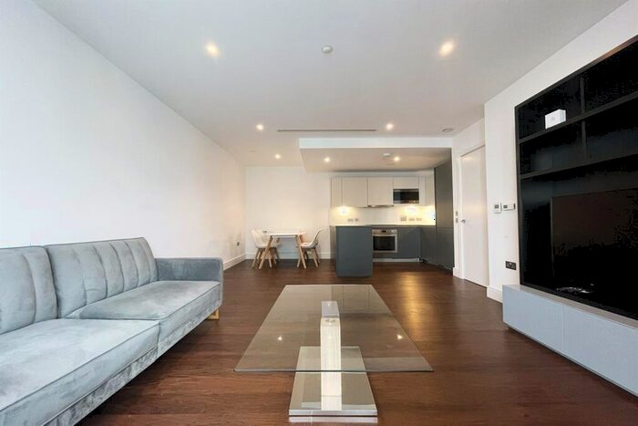 1 Bedroom Apartment To Rent In Maine Tower, E14