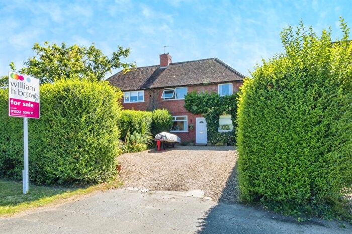 4 Bedroom Semi-Detached House For Sale In Mill Lane, North Hykeham, Lincoln, LN6