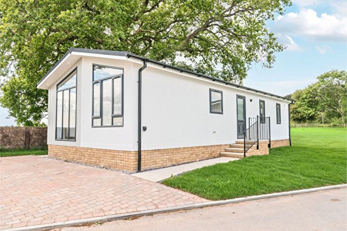 2 Bedroom Park Home For Sale In Rye Hill, Bere Regis, Wareham, BH20