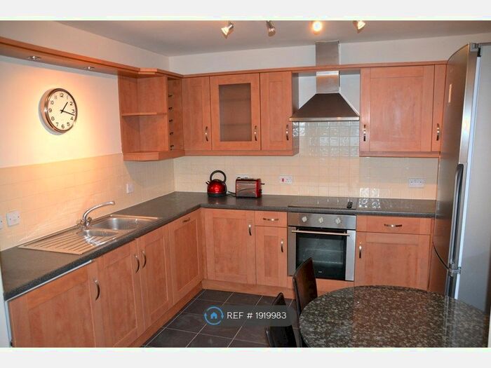 2 Bedroom Flat To Rent In Collingwood Mews, Newcastle Upon Tyne, NE3