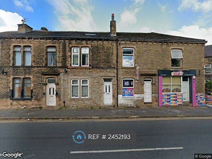 4 Bedroom Terraced House To Rent In South Street, Keighley, BD21