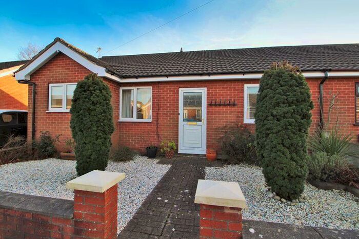 2 Bedroom Semi-Detached Bungalow To Rent In Wilson Close, Tarleton, Preston, PR4