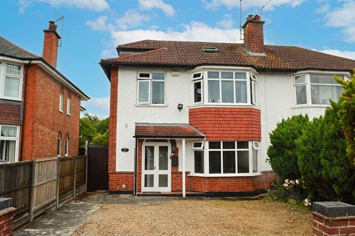 4 Bedroom Semi-Detached House For Sale In Stanley Drive, Humberstone, Leicester, LE5