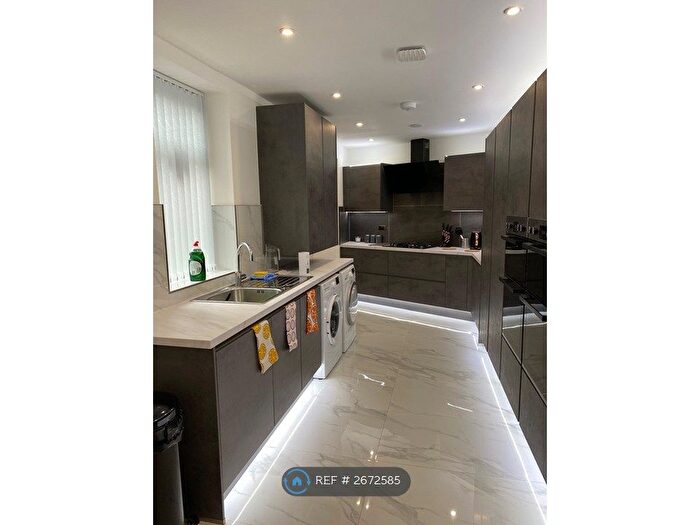5 Bedroom Terraced House To Rent In Spa Road, Preston, PR1