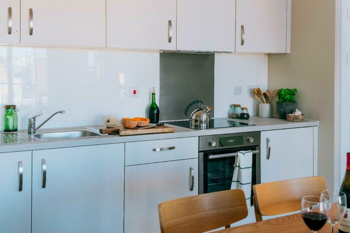 1 Bedroom Apartment To Rent In Sweet Street, Leeds, West Yorkshire, LS11