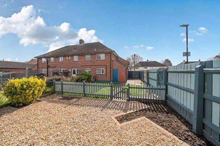 2 Bedroom Flat For Sale In Aldermoor Road, Gosport, PO13