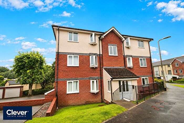 2 Bedroom Flat For Sale In The Limes, Crownhill, Plymouth, PL6