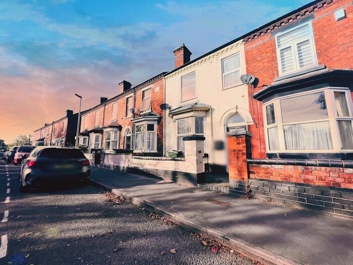 3 Bedroom Property To Rent In Little Lane, West Bromwich, B71