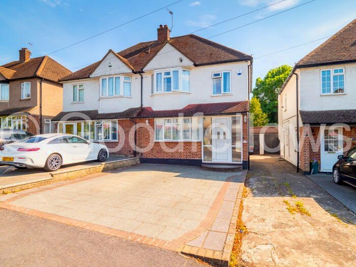 3 Bedroom Semi-Detached House To Rent In Pelton Avenue, Belmont, Sutton, SM2