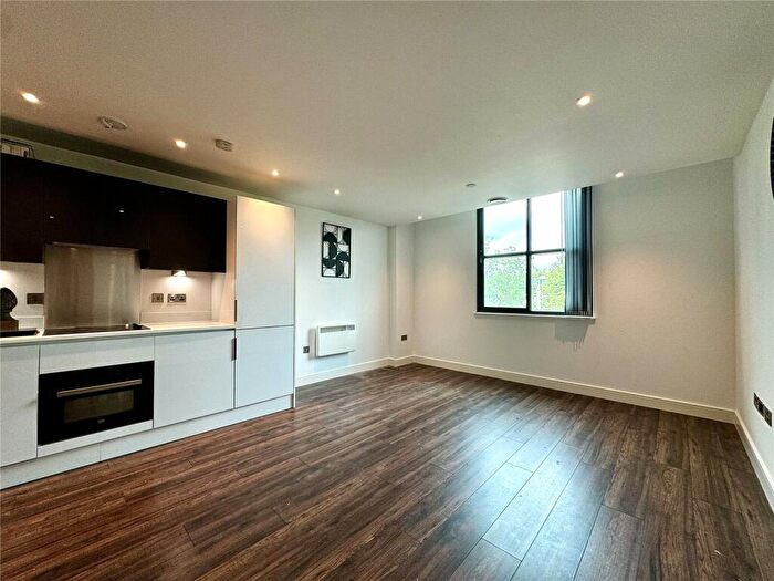 1 Bedroom Apartment To Rent In New Eton House, Bath Road, Slough, Berkshire, SL1