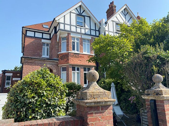 2 Bedroom Flat To Rent In Darley Road, Eastbourne, East Sussex, BN20