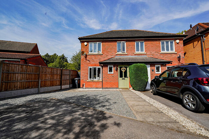 3 Bedroom Semi Detached House For Sale In Poppy Close, Groby, Leicester, Leicestershire, LE6