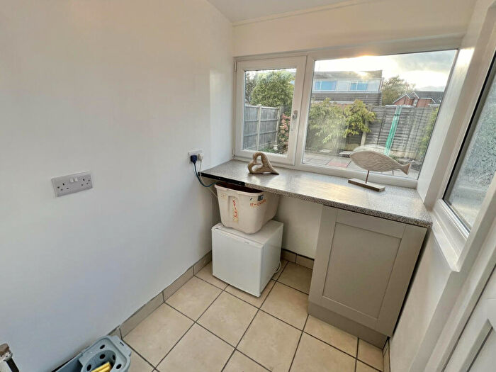 2 Bedroom Bungalow For Sale In Kelverdale Road, Cleveleys, FY5
