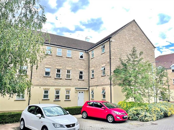 2 Bedroom Flat To Rent In Kingfisher Court, Calne, SN11