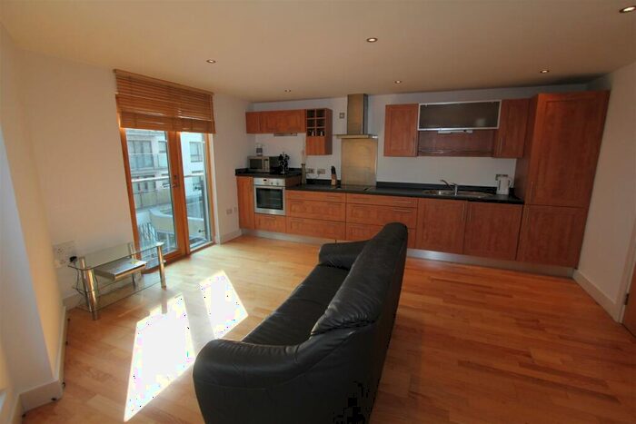 1 Bedroom Flat To Rent In McClure House, Leeds Dock, LS10