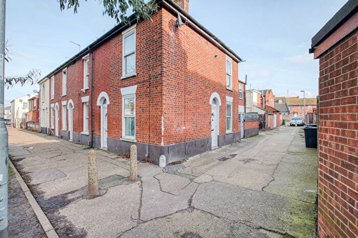 3 Bedroom Terraced House For Sale In Middle Market Road, Great Yarmouth, NR30