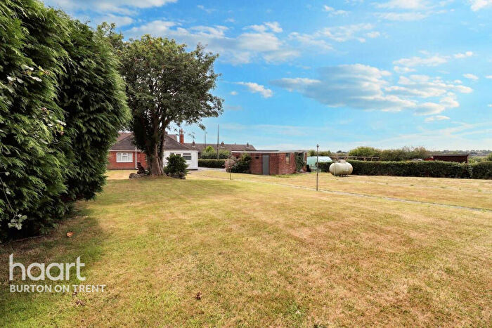 2 Bedroom Detached Bungalow For Sale In Tower Road, Swadlincote, DE11