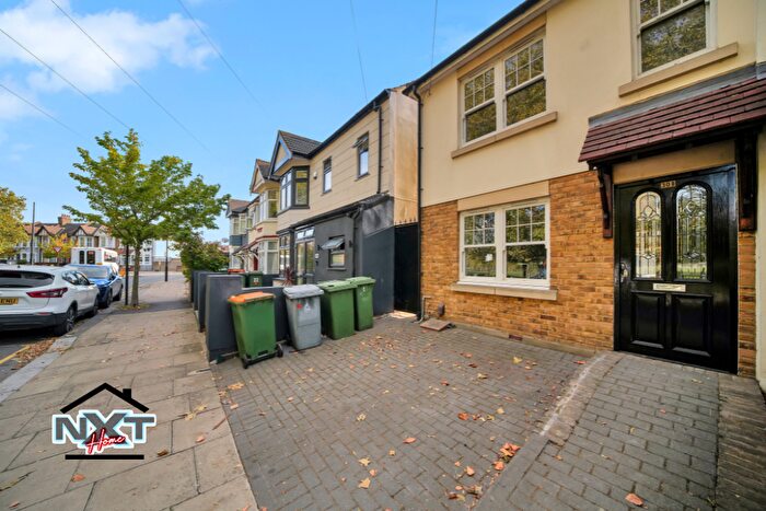 3 Bedroom Semi-Detached House For Sale In Cheltenham Gardens, London, E6