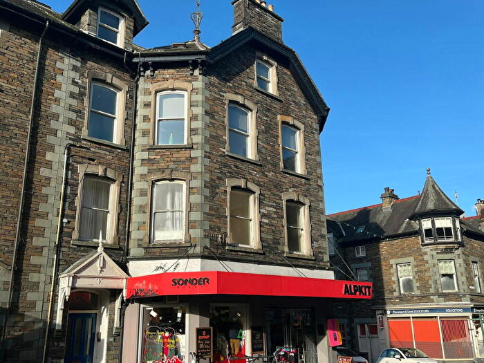 2 Bedroom Flat For Sale In Flat, Lake Road Ambleside, LA22